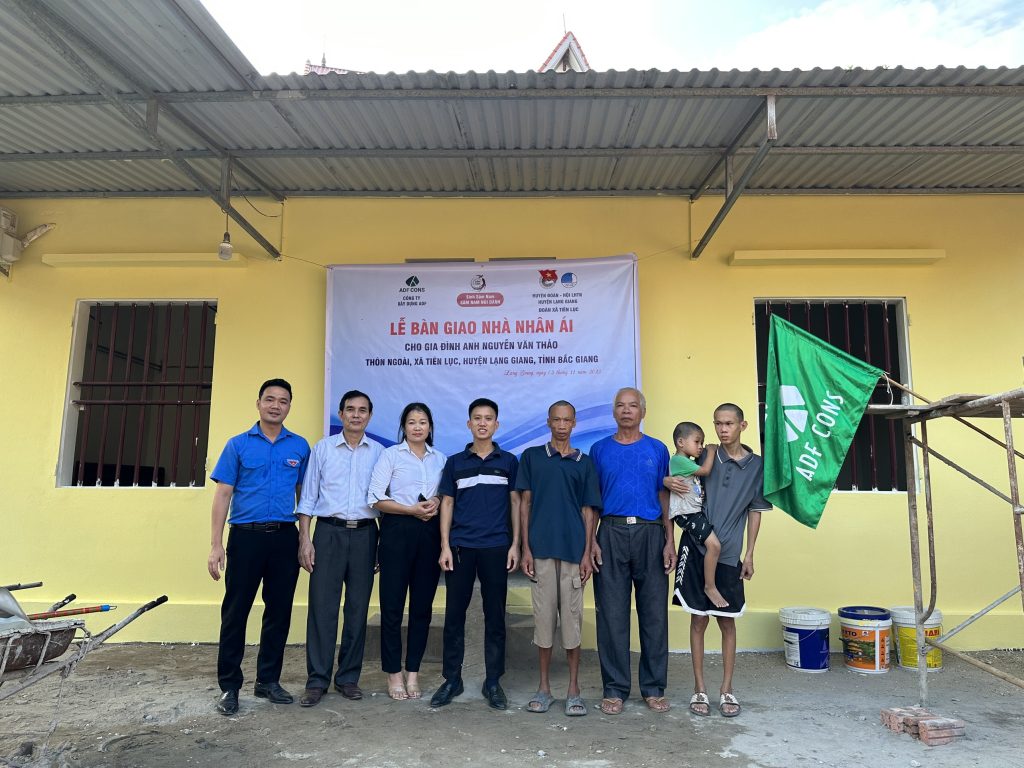 Nhà tình nghĩa ước mơ số 02 – Bàn giao nhà tình nghĩa cho gia đình anh Nguyễn Văn Thảo, huyện Lạng Giang, tỉnh Bắc Giang 